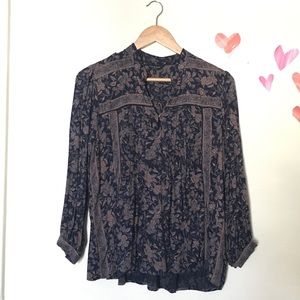 SALE ✨Lucky Brand Floral Henley Top